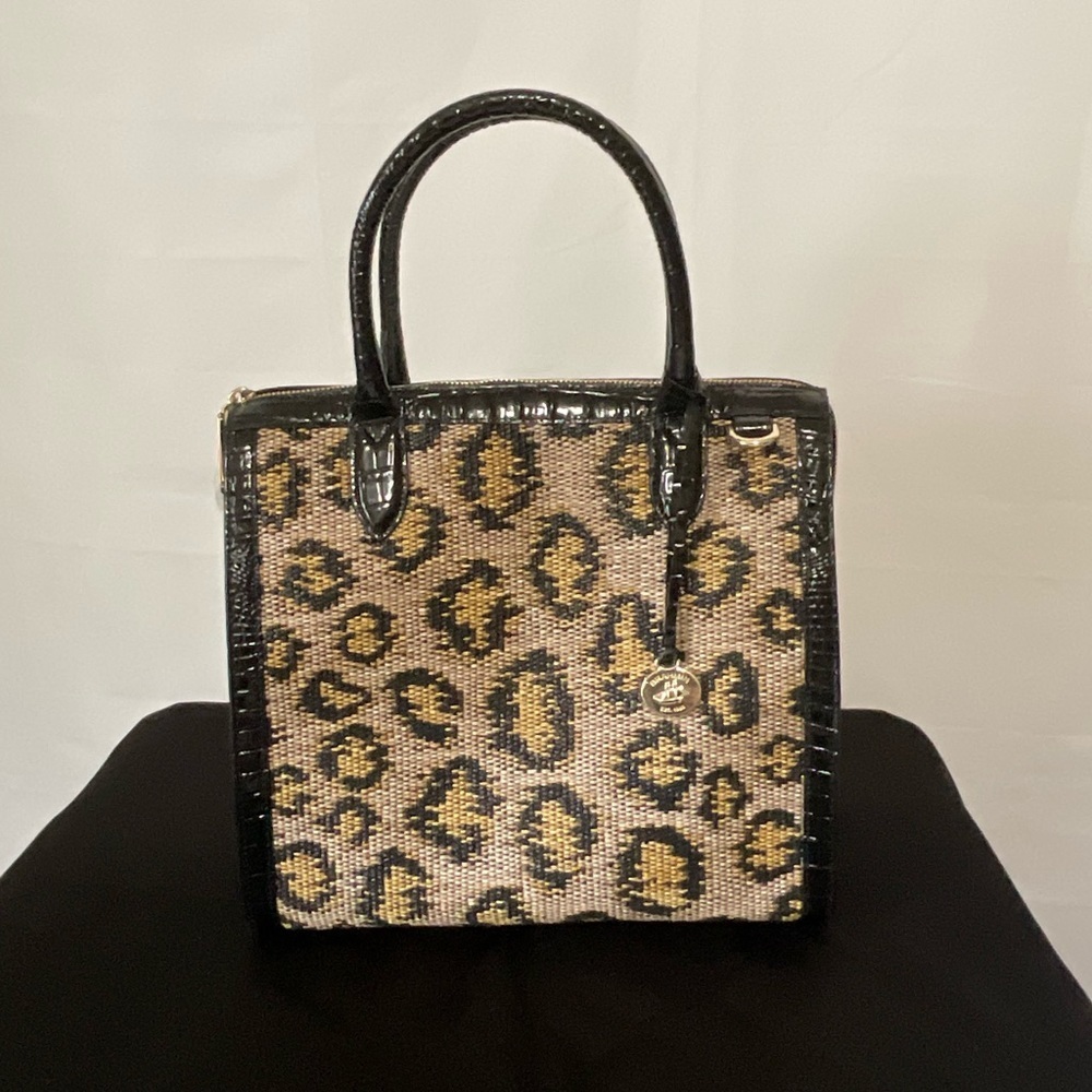 Brahmin “Caroline” satchel handbag purse. Like new condition.